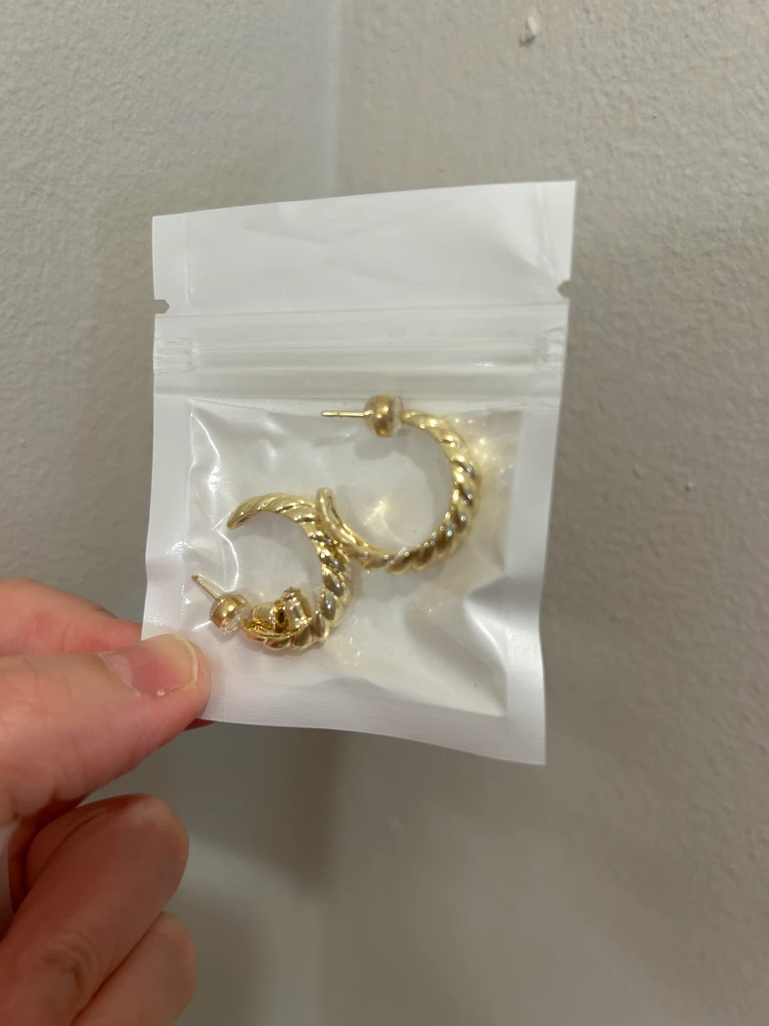 Brand New in Box KISSYAN Gold Earrings (Pair or Bundle) - photo 3