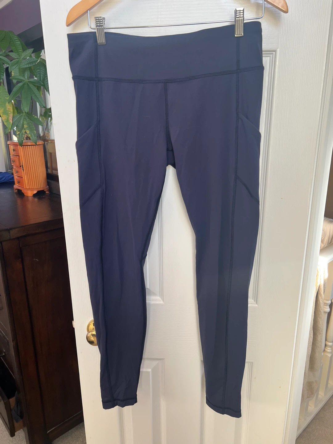 Full length lulu leggings with pockets size 10