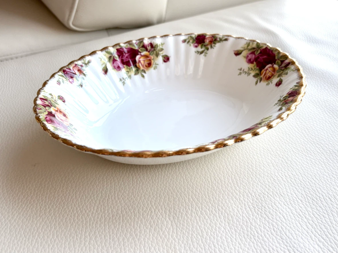 Royal Albert Old Country Roses Oval Vegetable Serving Bowl