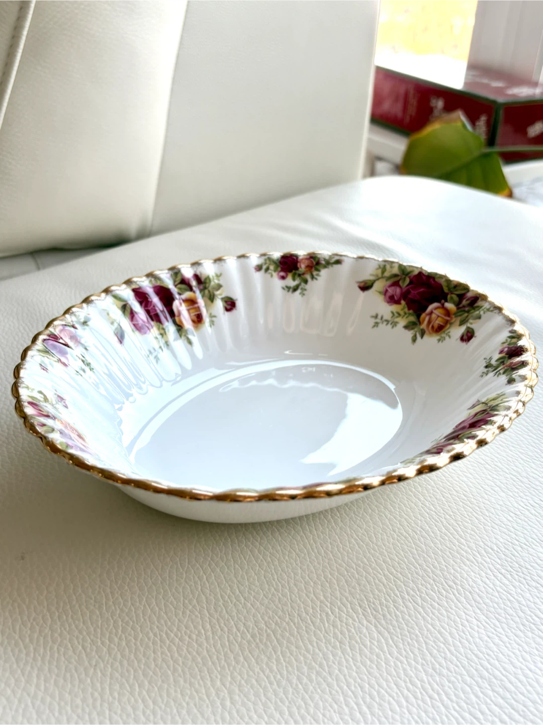 Royal Albert Old Country Roses Oval Vegetable Serving Bowl - photo 2