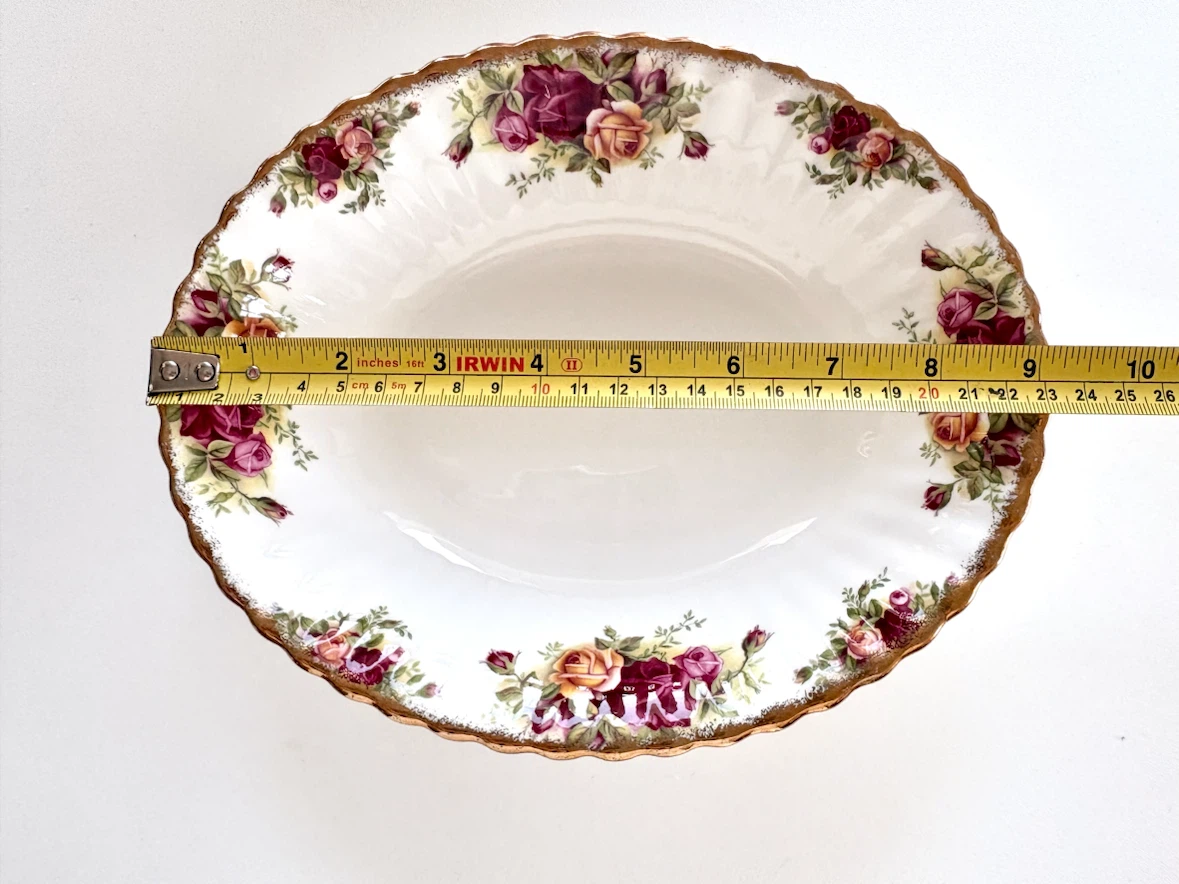 Royal Albert Old Country Roses Oval Vegetable Serving Bowl - photo 5