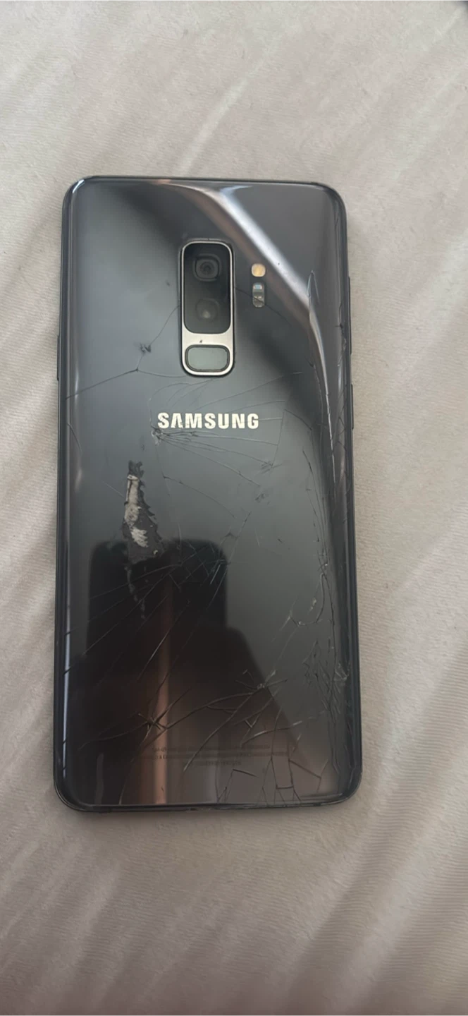 Samsung Galaxy S9 - photo 2