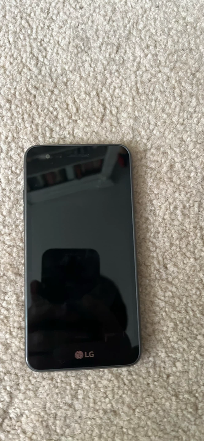 LG Smartphone K4 (2017) - photo 2