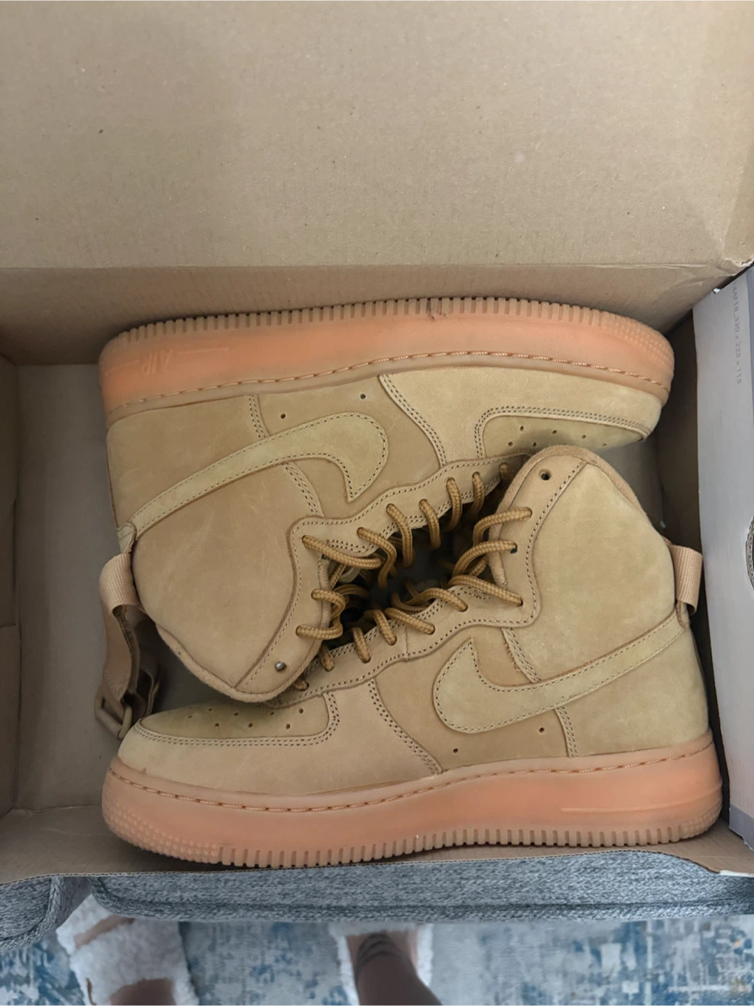 Nike Air Force 1 High LV8 (GS) Flax