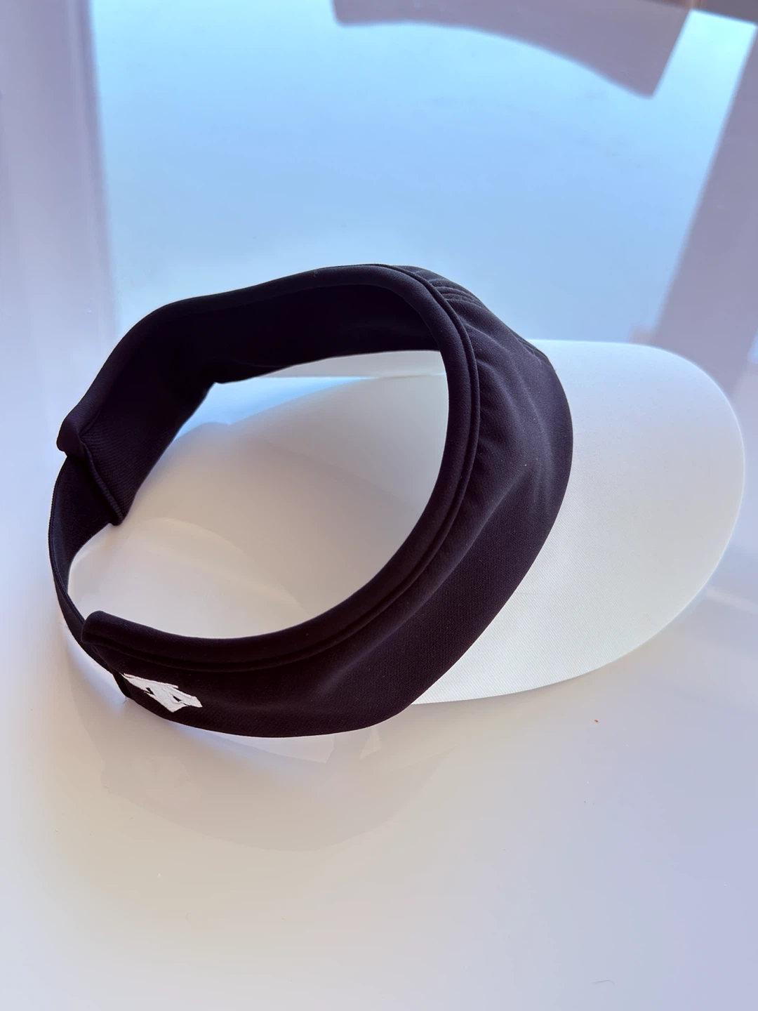 Descente Athletic Visor - photo 3