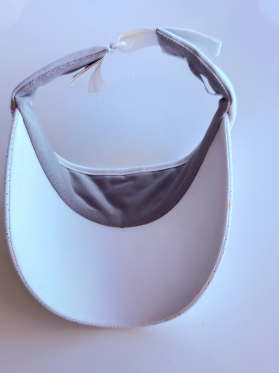 Descente Golf Visor (White) — Perforated - photo 4
