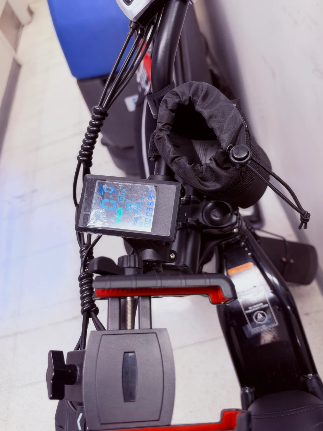 Eskute V100 Electric Bike - photo 2