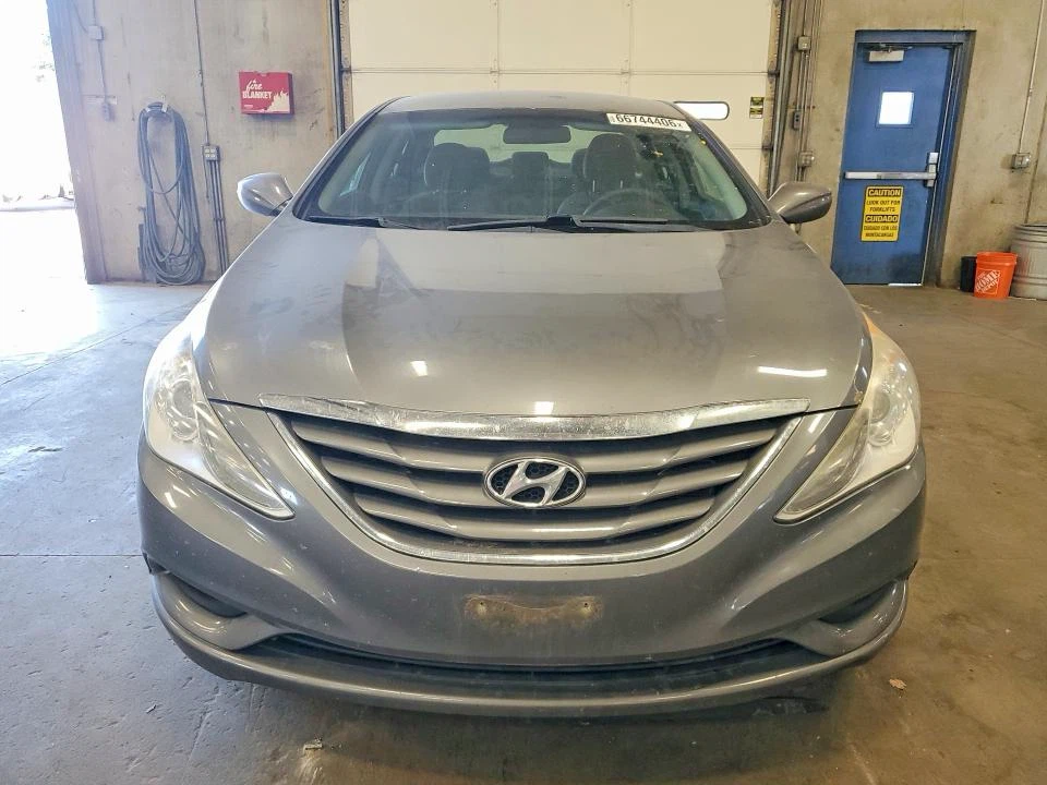 Gray Hyundai Sonata