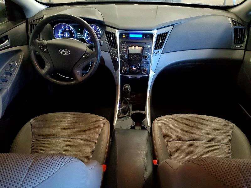 Gray Hyundai Sonata - photo 5