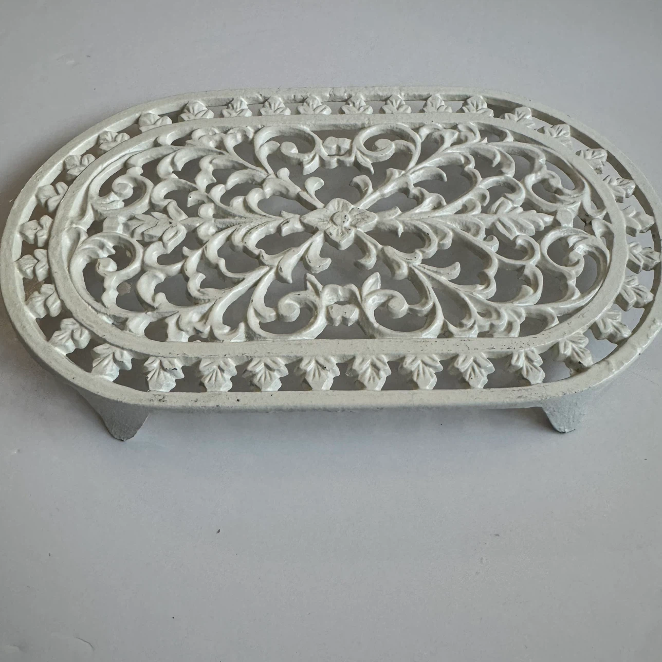 VTG Cast Iron Trivet reticulated White  10x6" Oval Footed