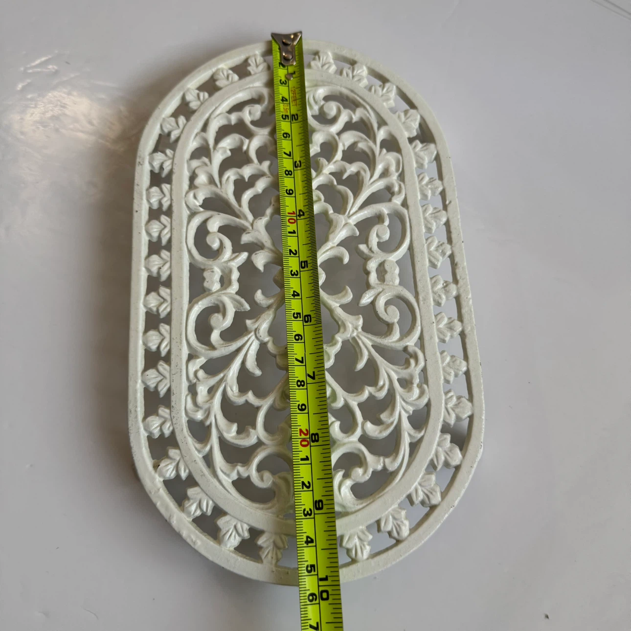 VTG Cast Iron Trivet reticulated White  10x6" Oval Footed - photo 2