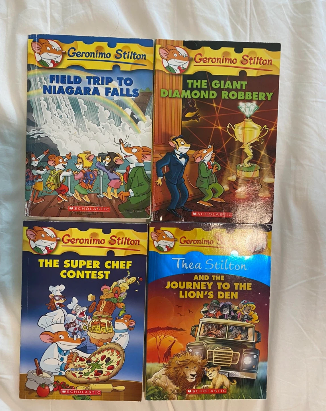 Set of 5 Geronimo and Thea Stilton Children's Books - photo 2