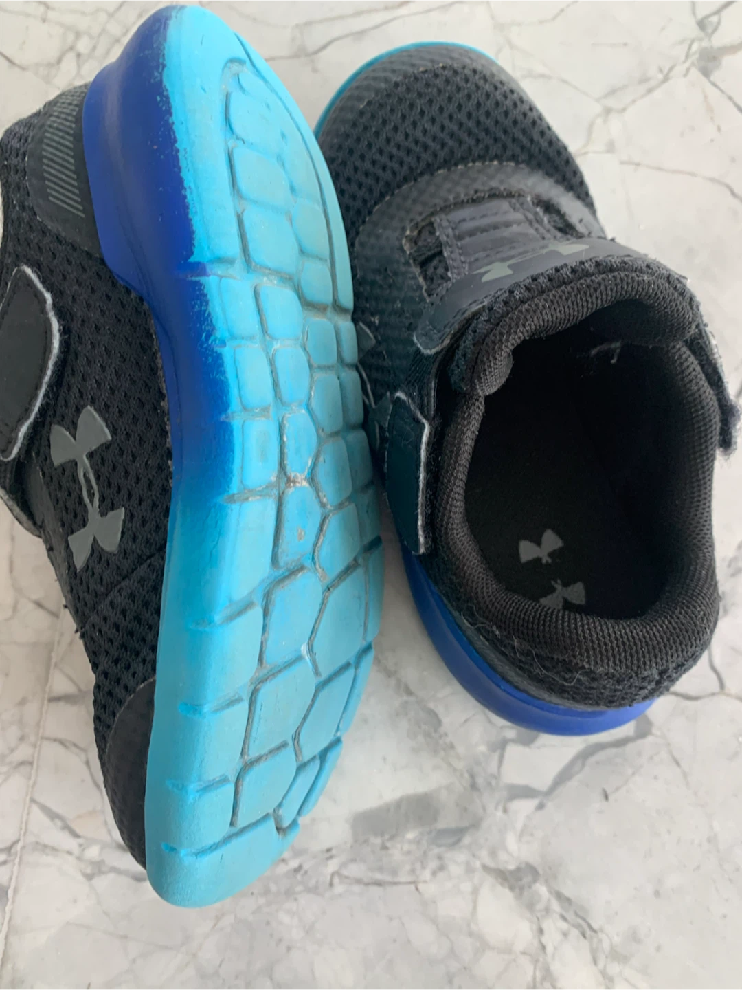 Runners toddler under Armour size 8 - photo 2