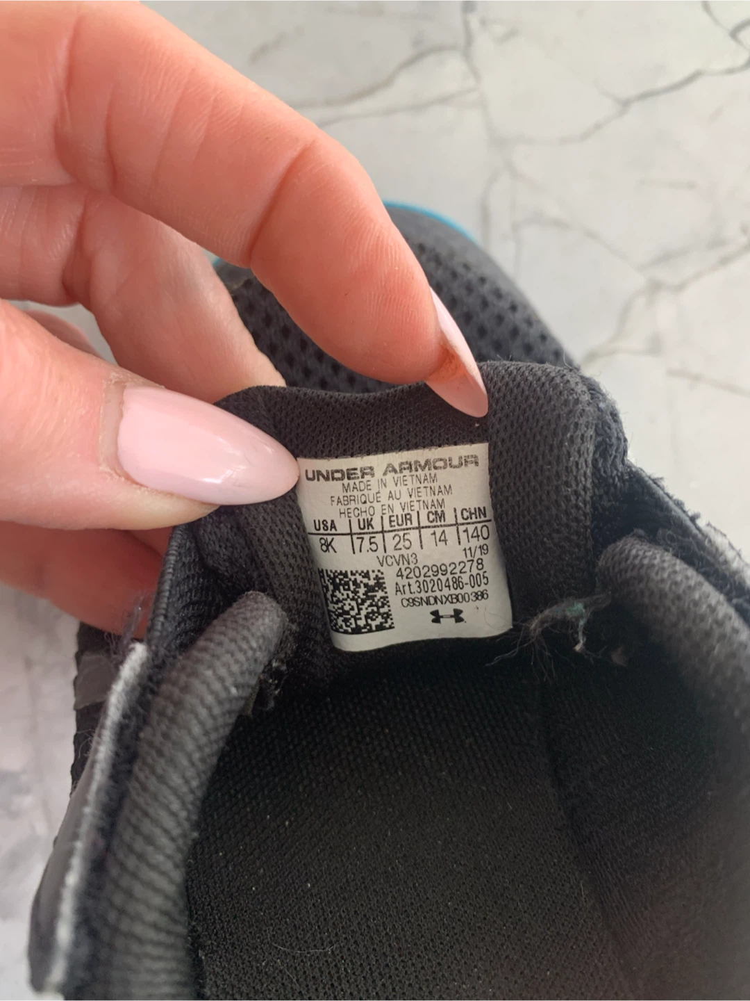 Runners toddler under Armour size 8 - photo 3