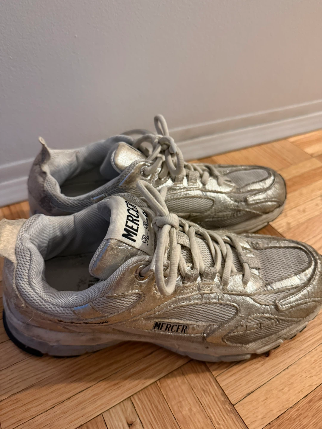 Mercer Re-Run Pineapple Sneakers Silver - photo 4