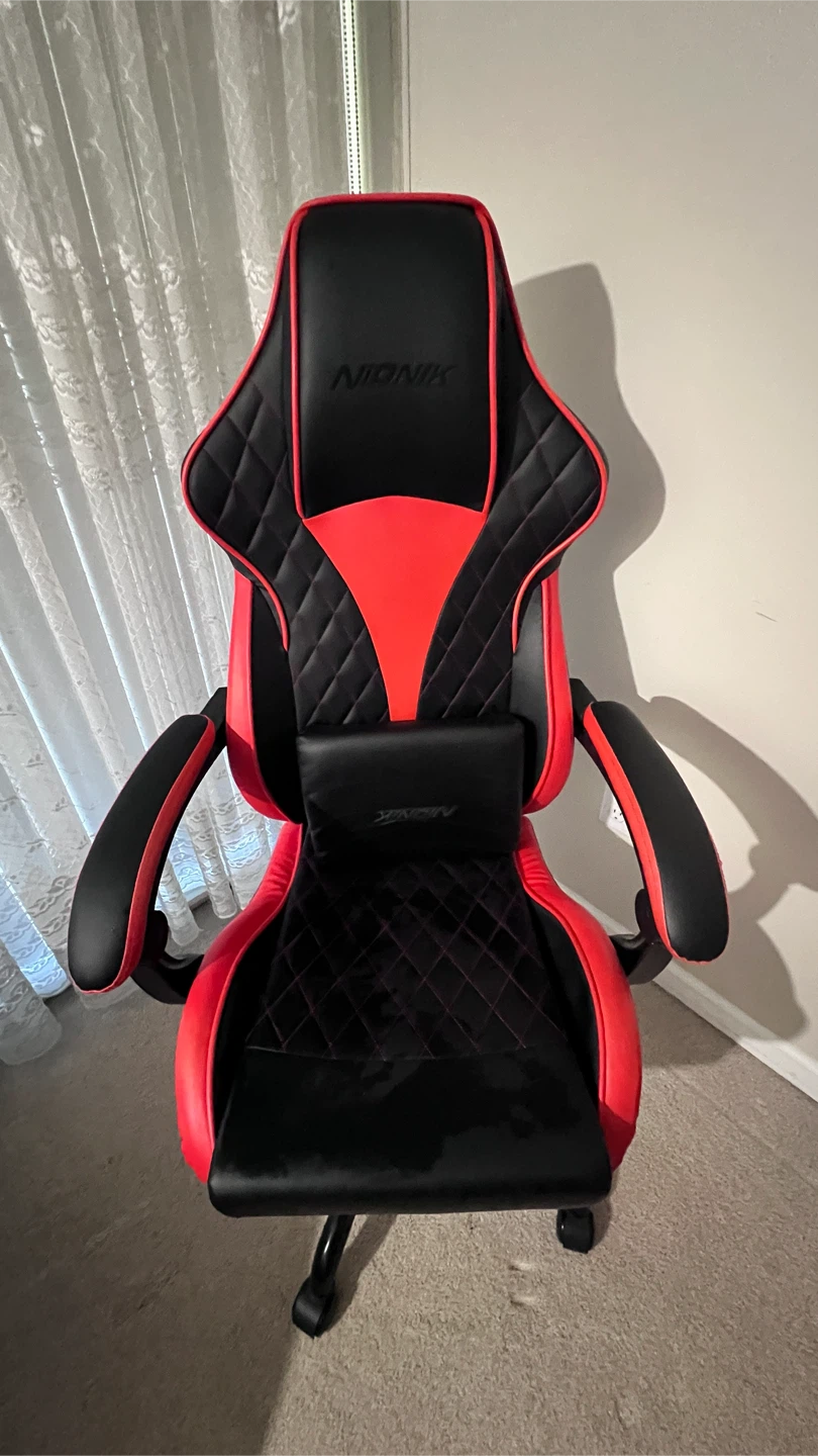 Nionik Gaming Chair with Footrest - photo 4