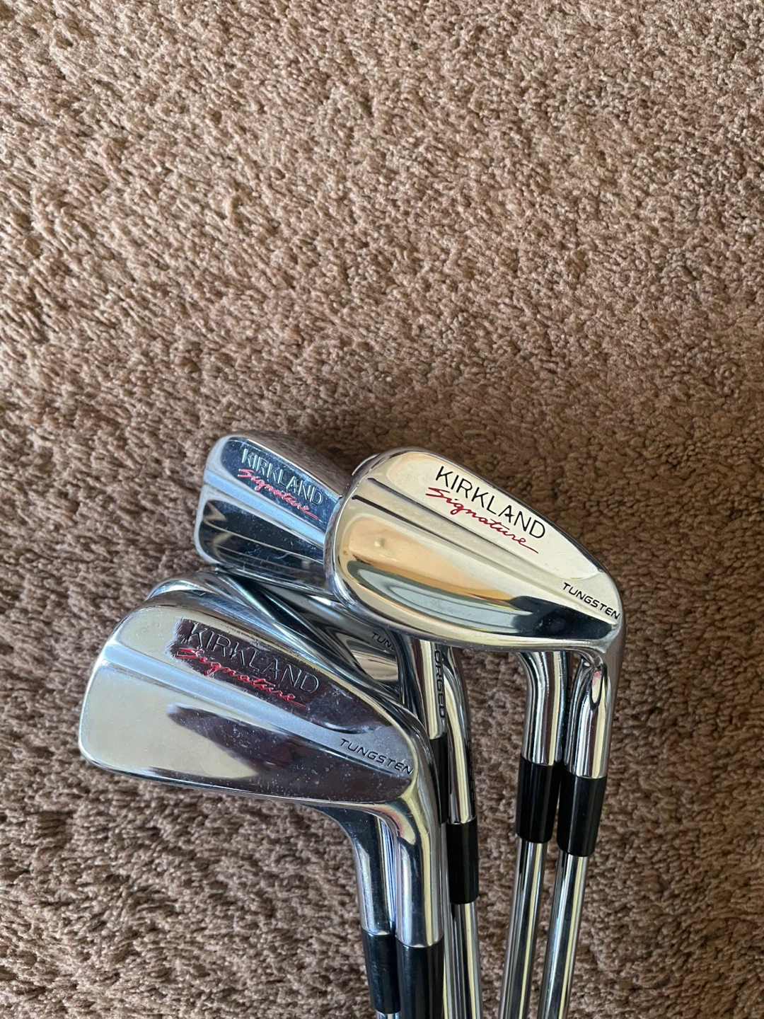 Kirkland signature 7 piece golf iron set