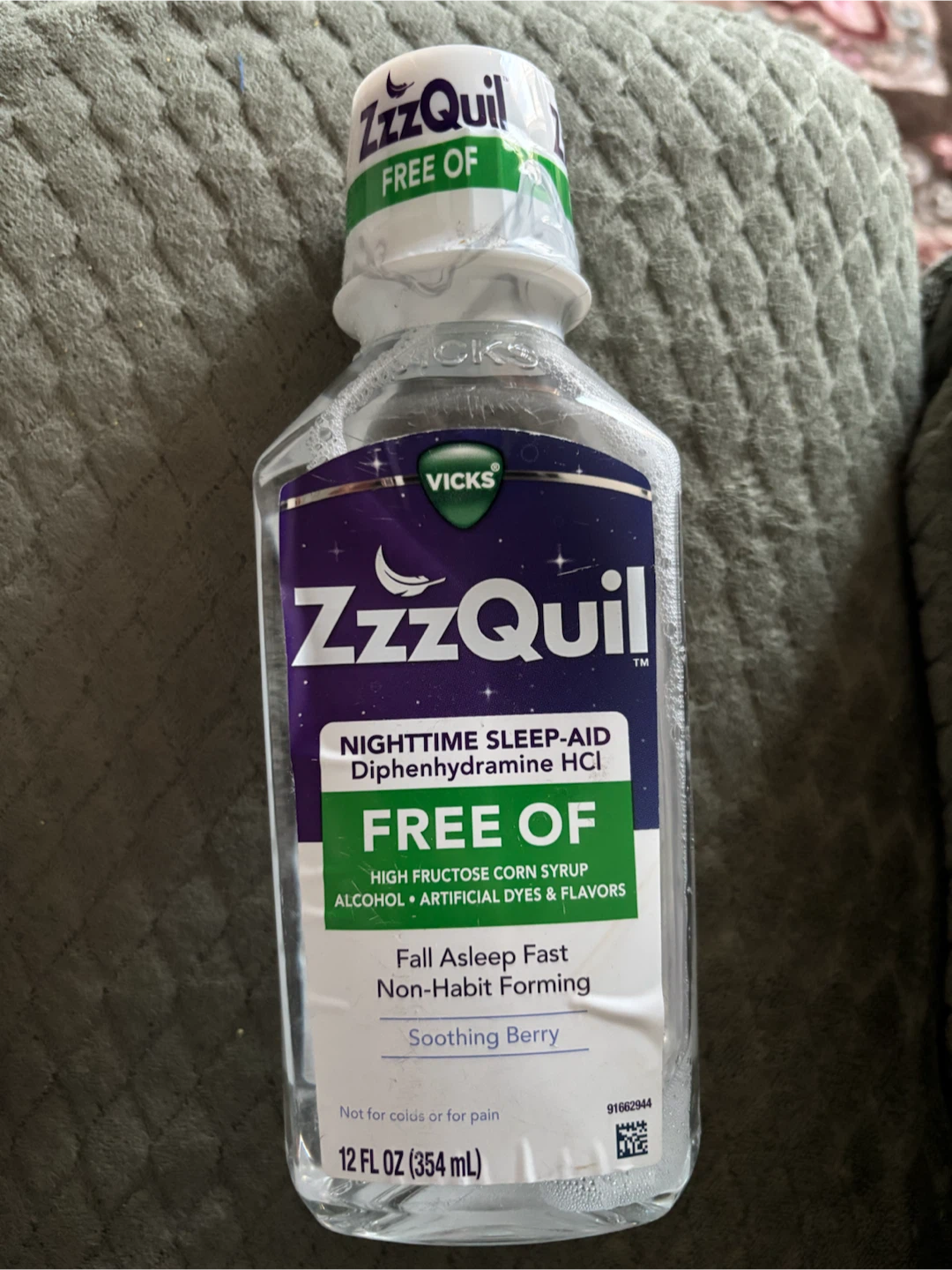 Vicks ZzzQuil Nighttime Sleep-Aid, Soothing Berry expiry 11/26