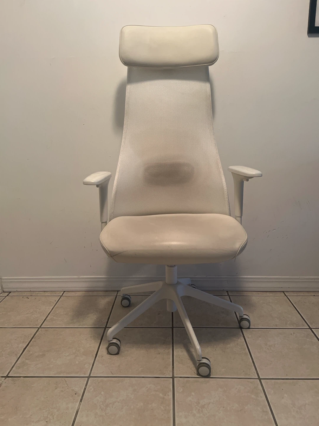 IKEA Jarvfjallet office chair and desk - photo 2