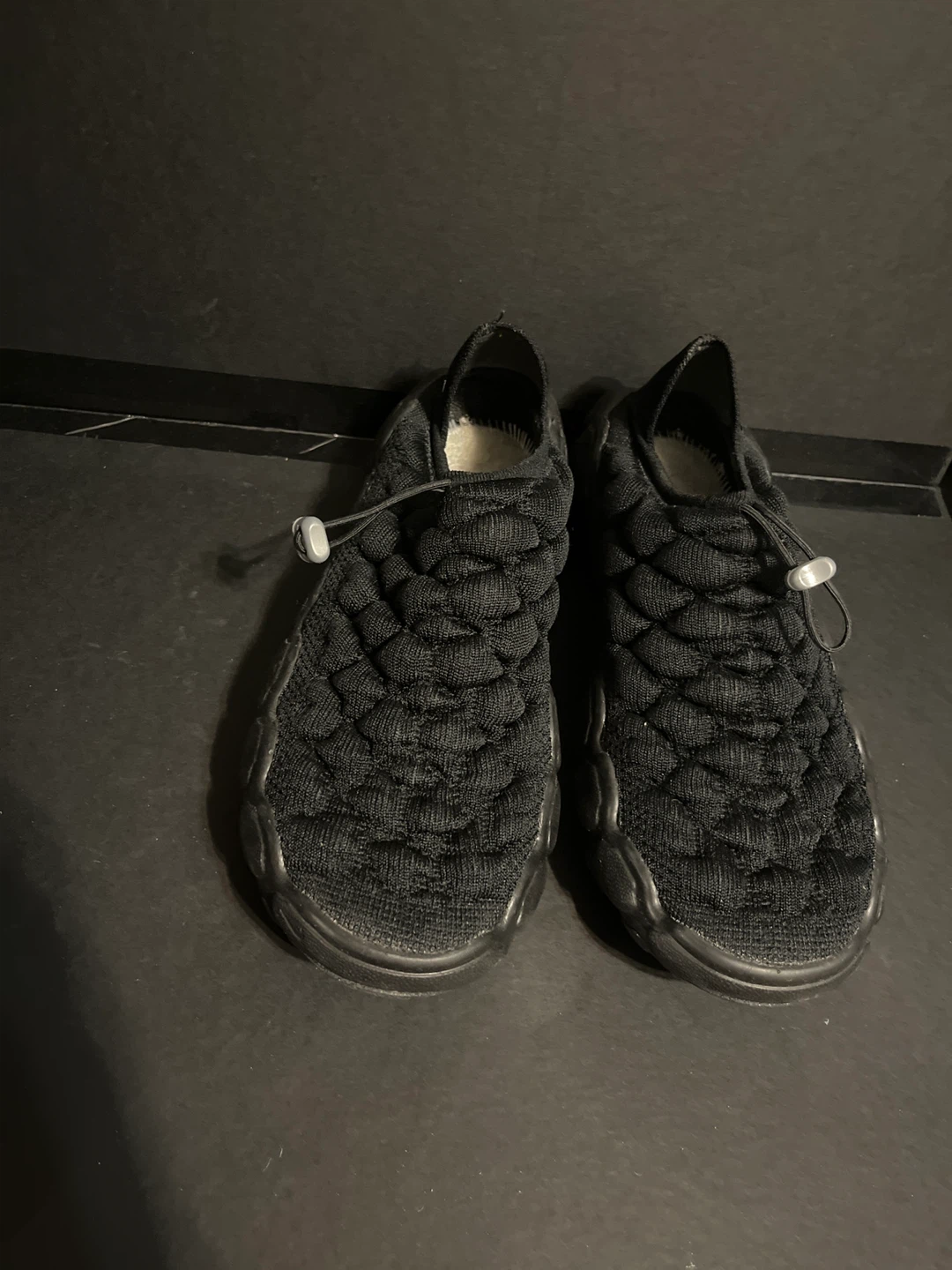 Nike Flying Haven Slip on Sneakers