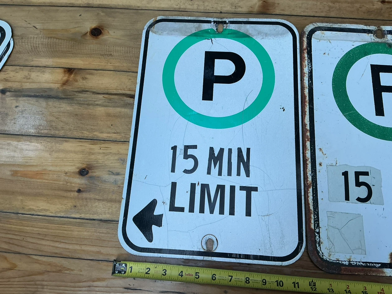 Two Vintage Metal 15 Minute Limit Parking Signs ! - photo 2