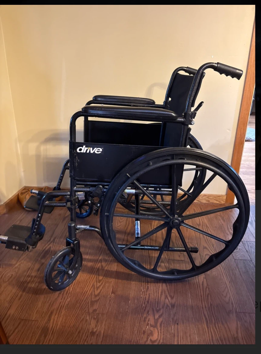 Drive Medical Silver Sport 1 Wheelchair - photo 2