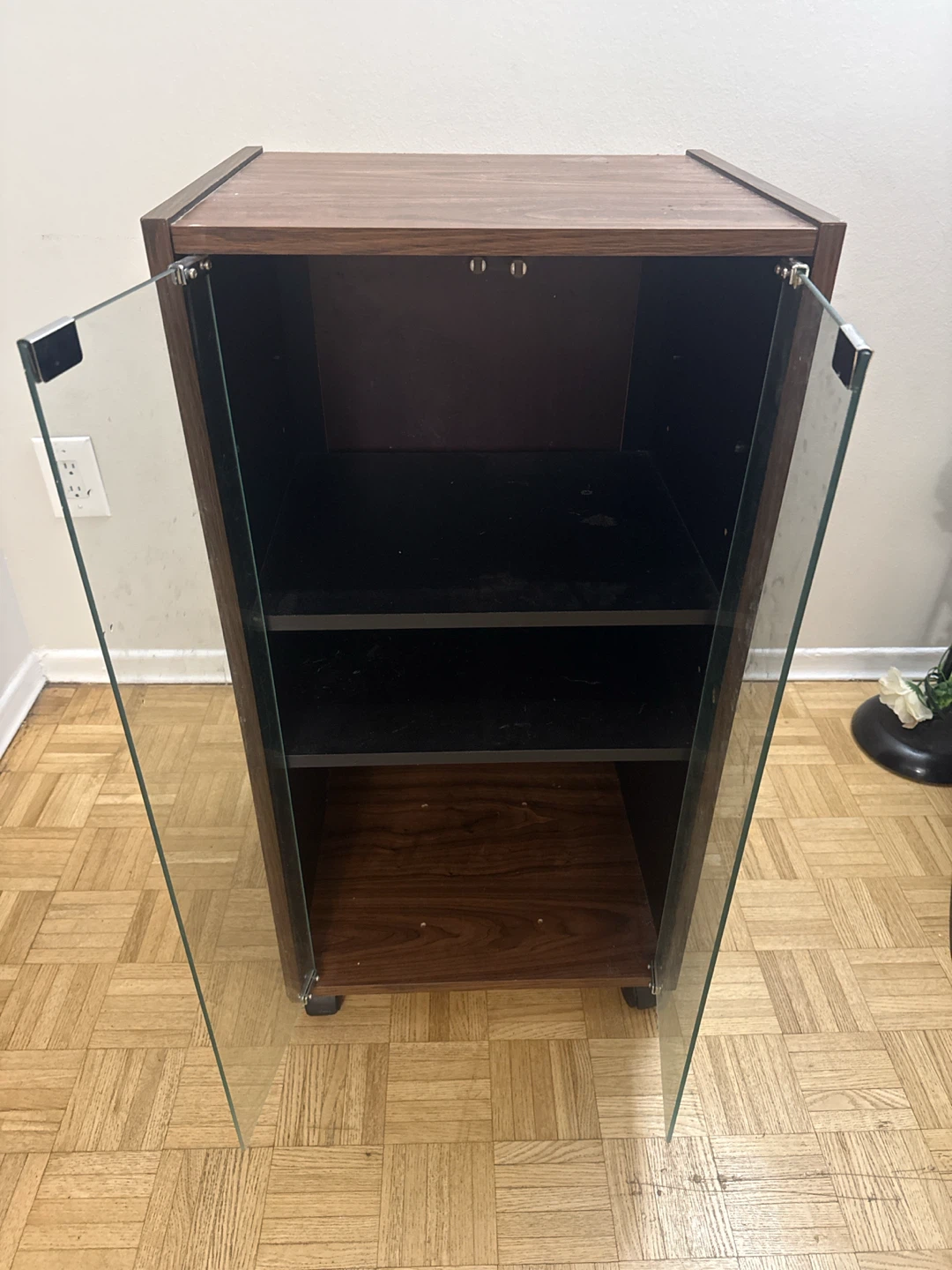 Media Caninet / Bookshelf - photo 2