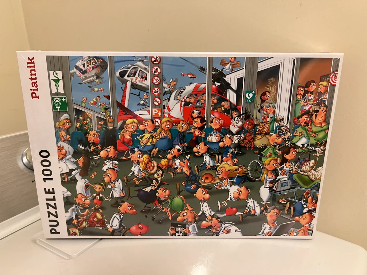 Piatnik 1000 Piece Jigsaw Puzzle - Accidents and Emergencies