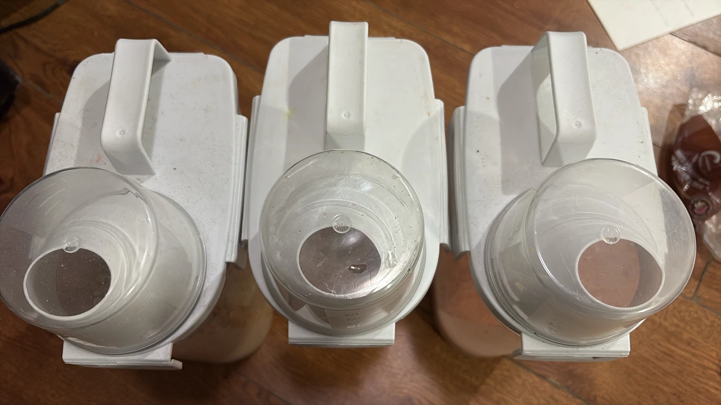 Set of 3 White Plastic Dry Food Dispensers