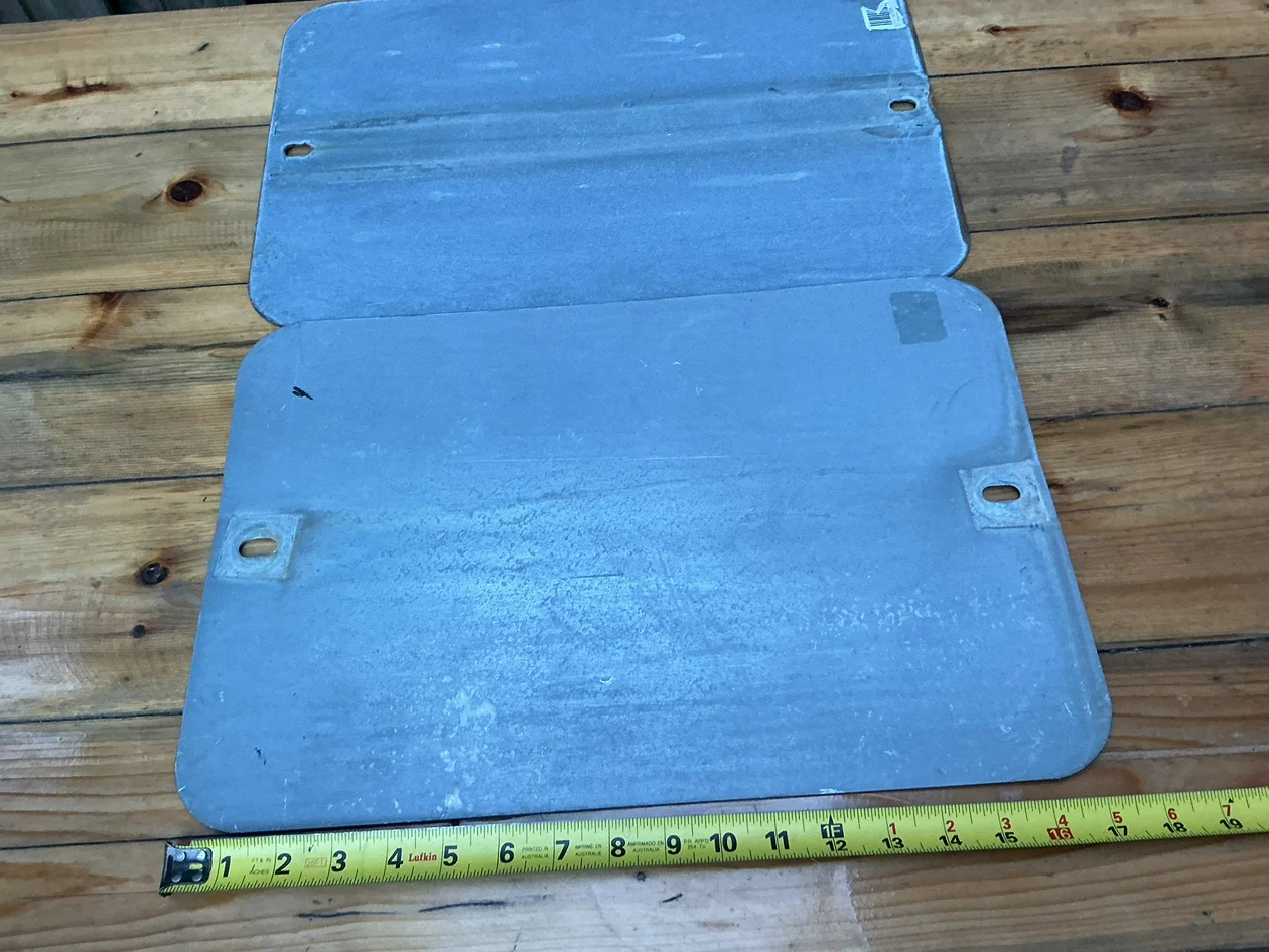 Two Vintage Metal 2 Hour Limit Parking Signs ! - photo 4