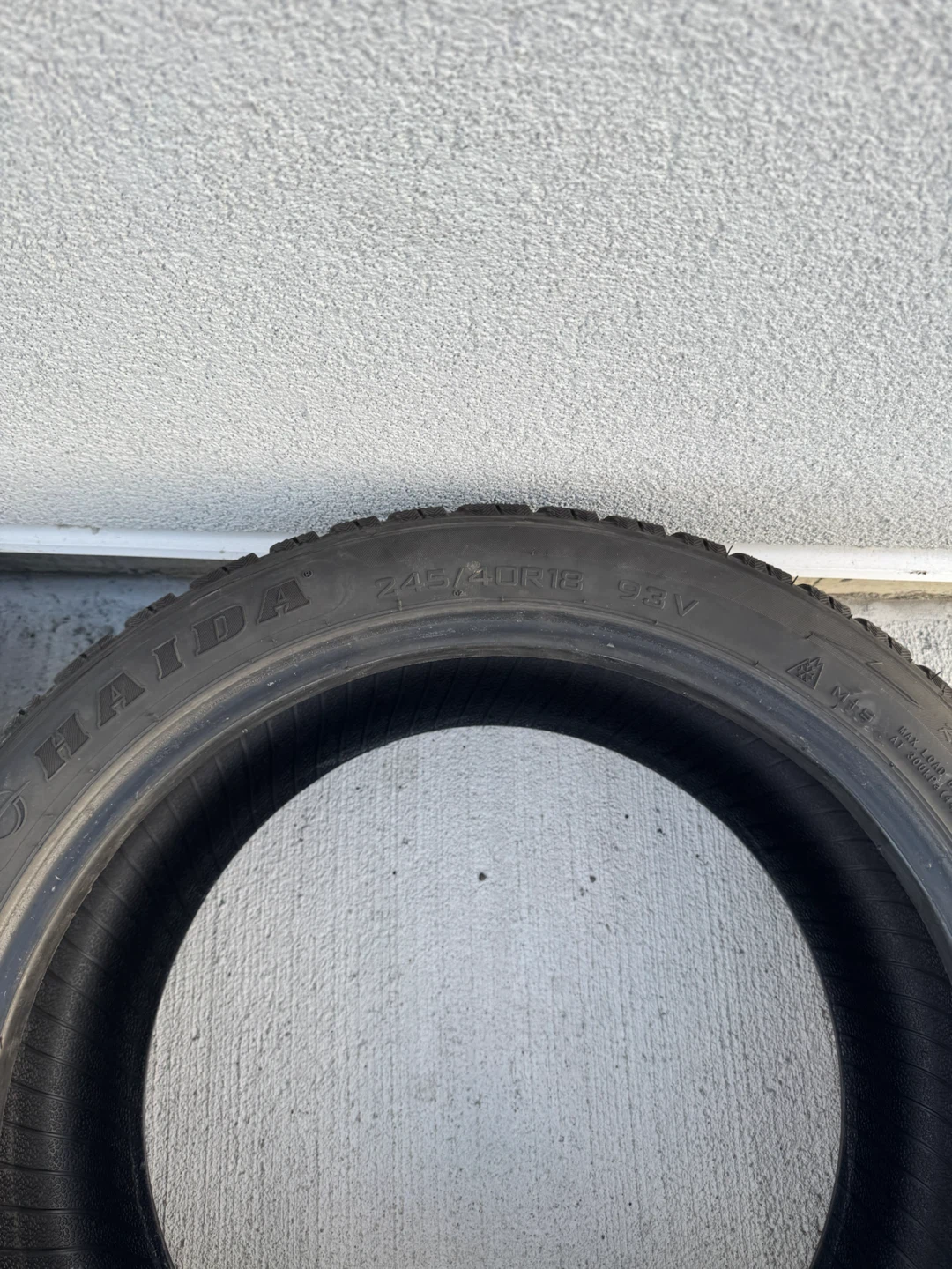 245/40/18 Winters x4 NEED GONE ASAP - photo 3