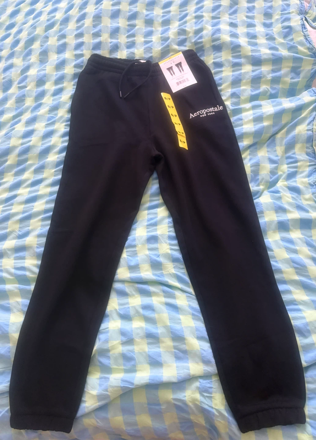 Aeropostale sweat pants (New) (Small