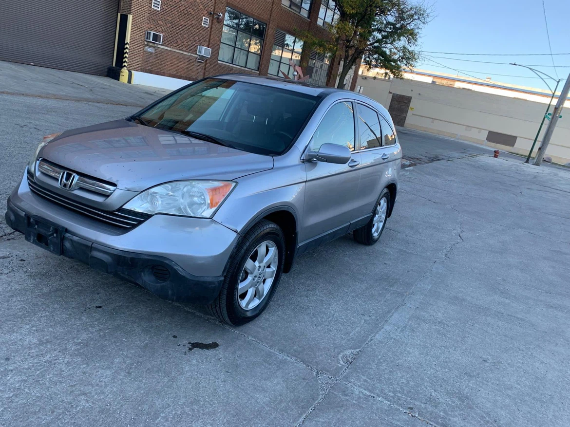 2007 Silver Honda CR-V con 136 mil millas