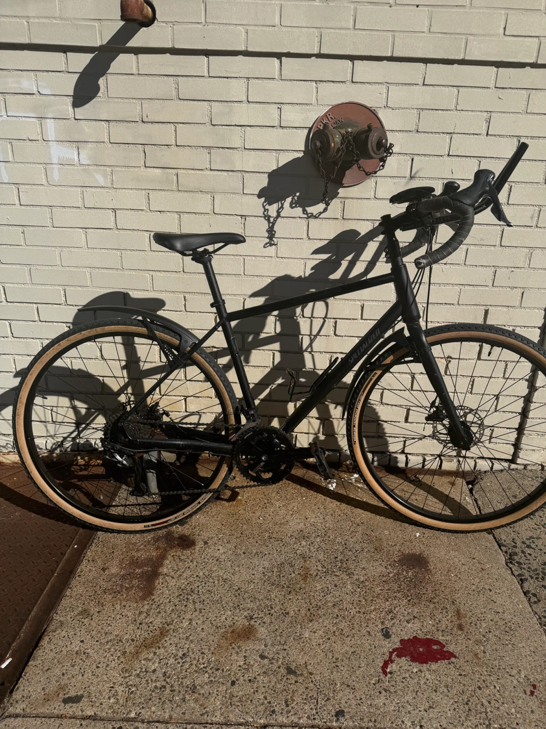 56  Specialized Black sequoia mountain bike - photo 3