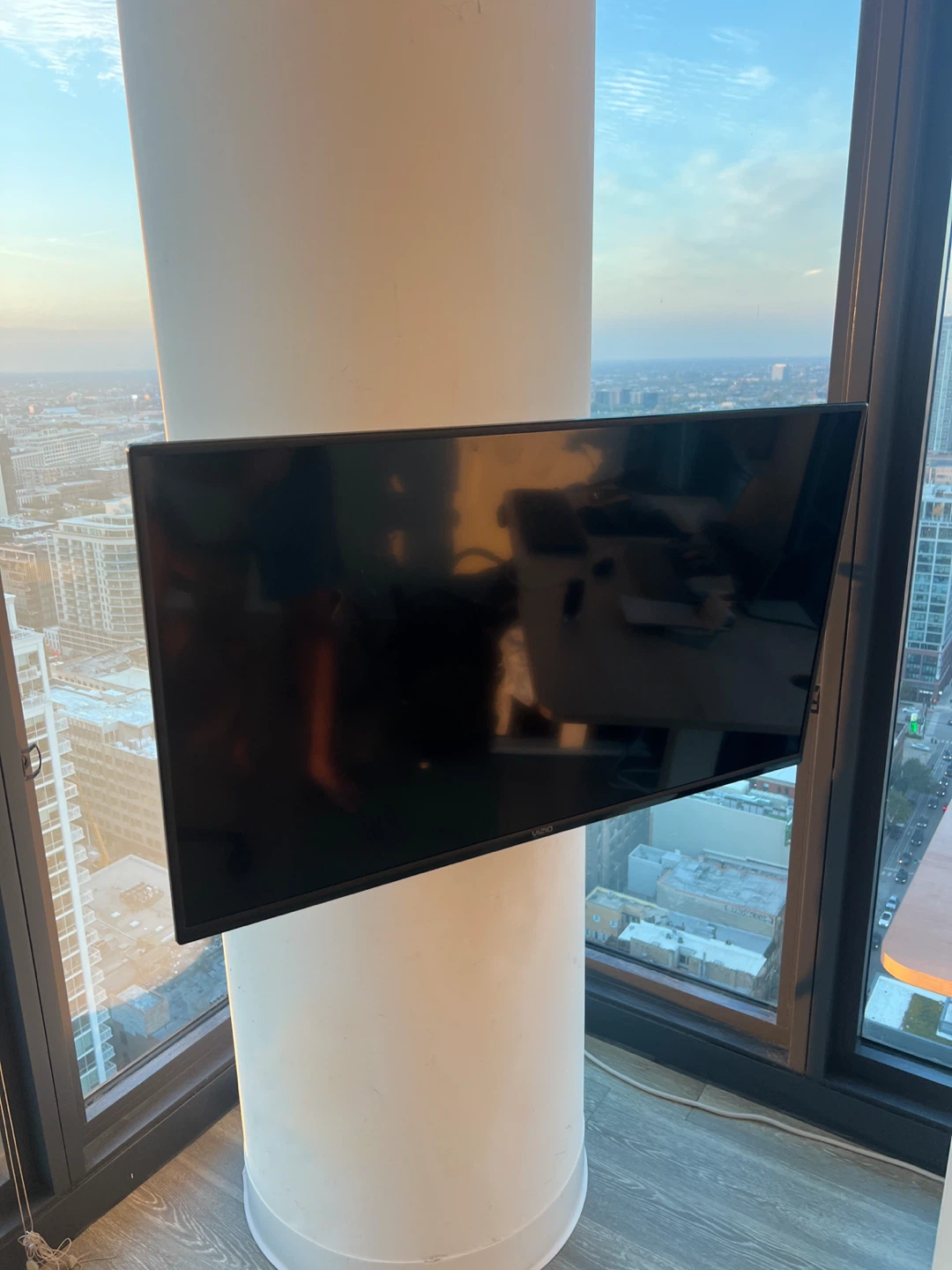 Pillar TV mount