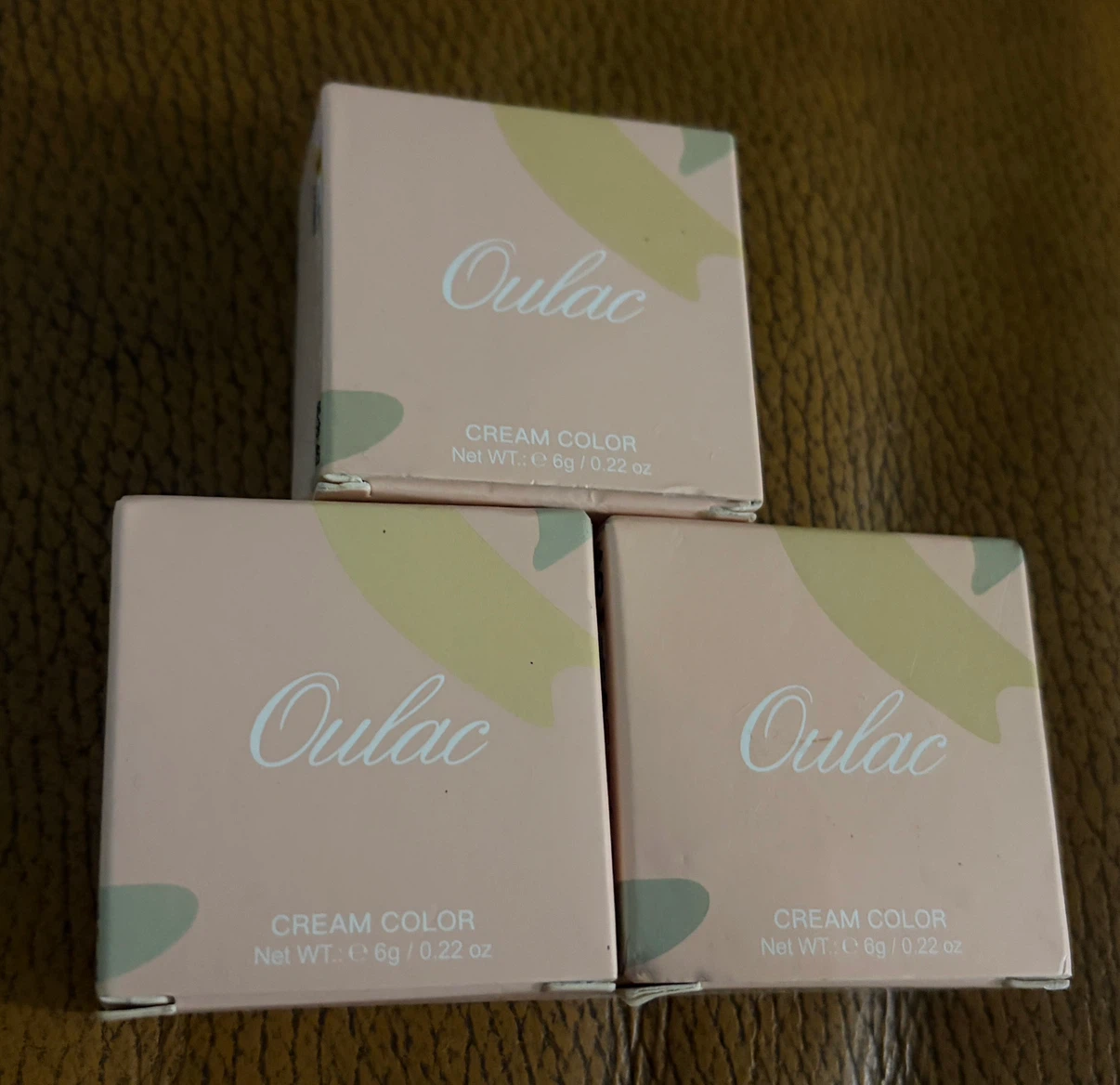3 Oulac Cream Color Eyeshadows