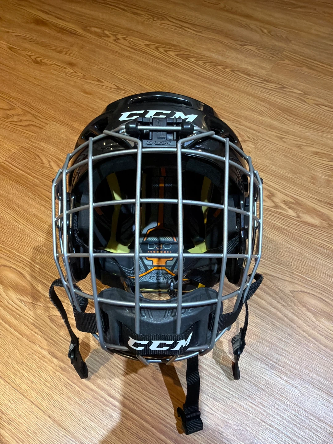 CCM Hockey Helmet with Cage - photo 3
