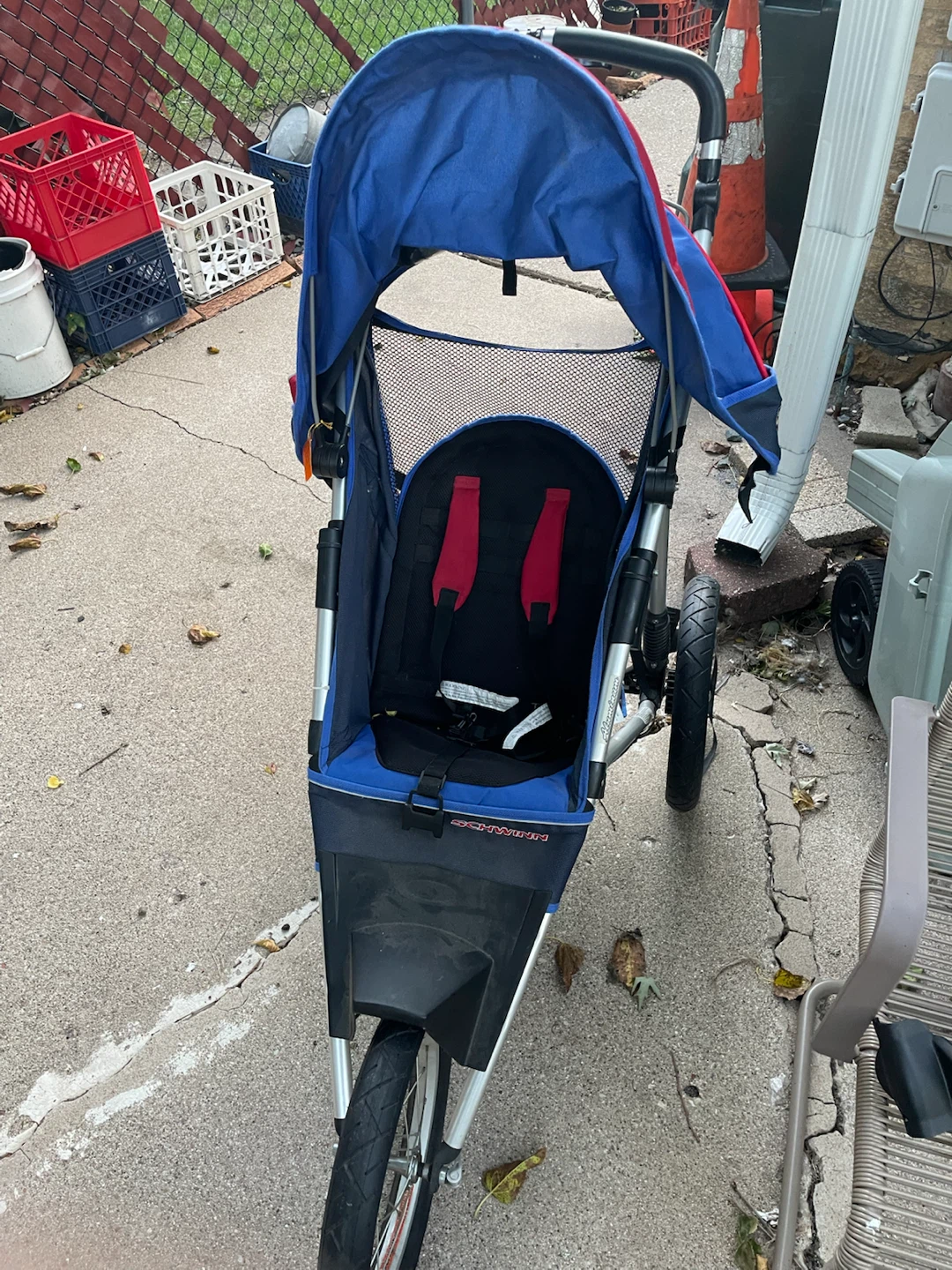 Schwinn Jogging Stroller - photo 2