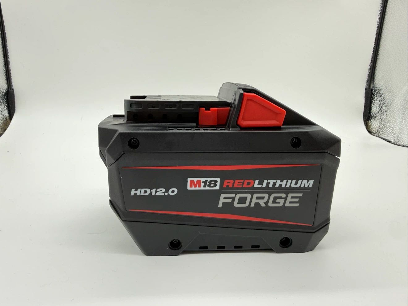 Milwaukee M18 High Demand HD12.0 Ah REDLITHIUM FORGE Battery - photo 2