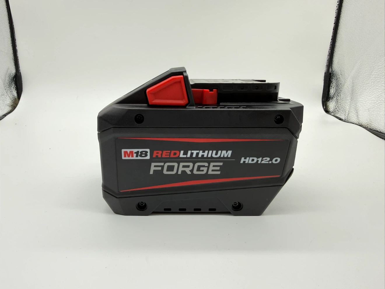 Milwaukee M18 High Demand HD12.0 Ah REDLITHIUM FORGE Battery - photo 4