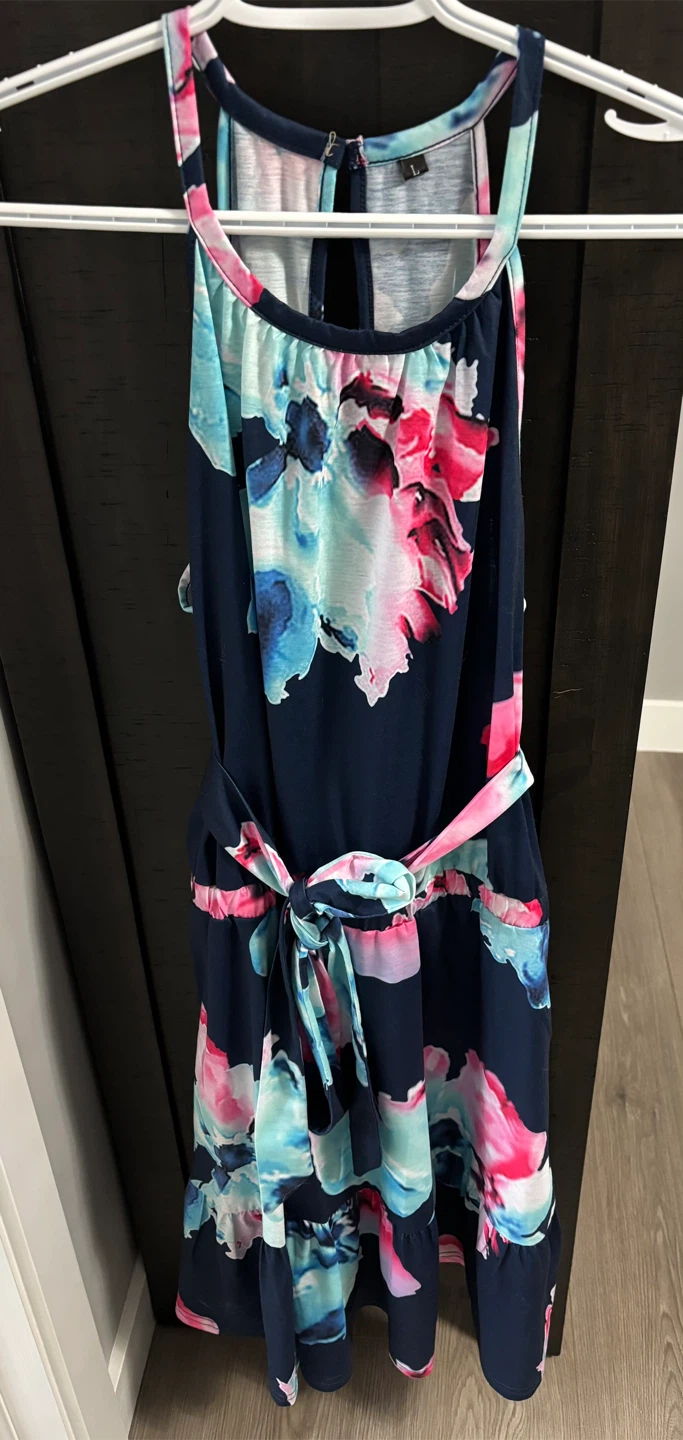 Navy Floral Dress Size Large *Never worn*