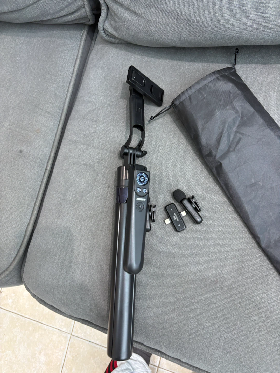 Wireless Microphone and Selfie Stick Tripod - photo 3