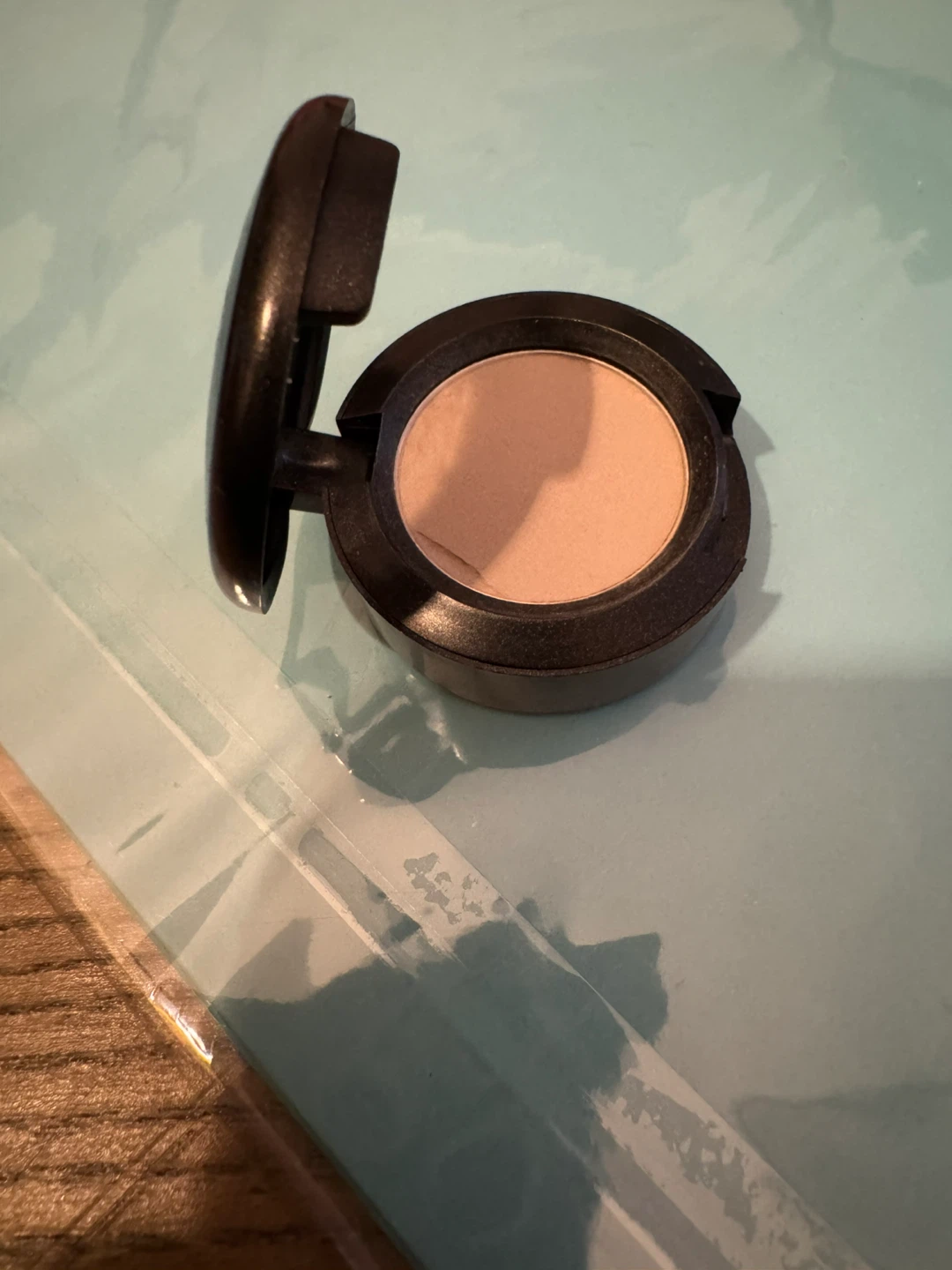 MAC Eyeshadow Single Cozy Grey - photo 2