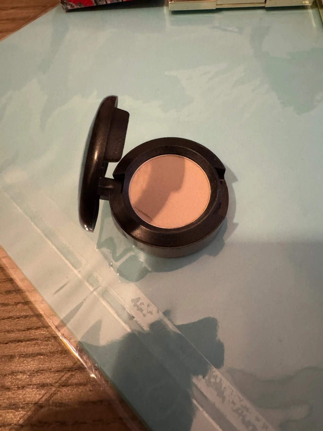 MAC Eyeshadow Single Cozy Grey - photo 3