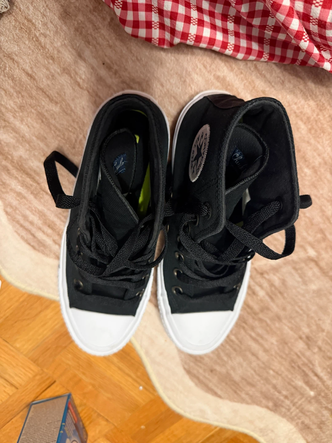 Converse Chuck Taylor All Star High Tops - photo 2