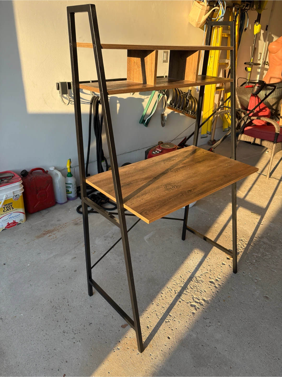 Small Desk with Shelving - photo 2