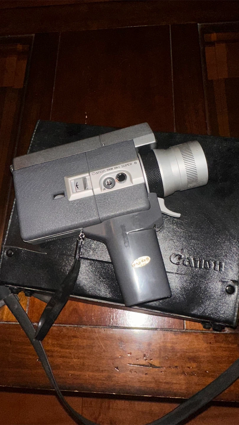 Canon Zoom 518 Super 8 Camera - photo 2