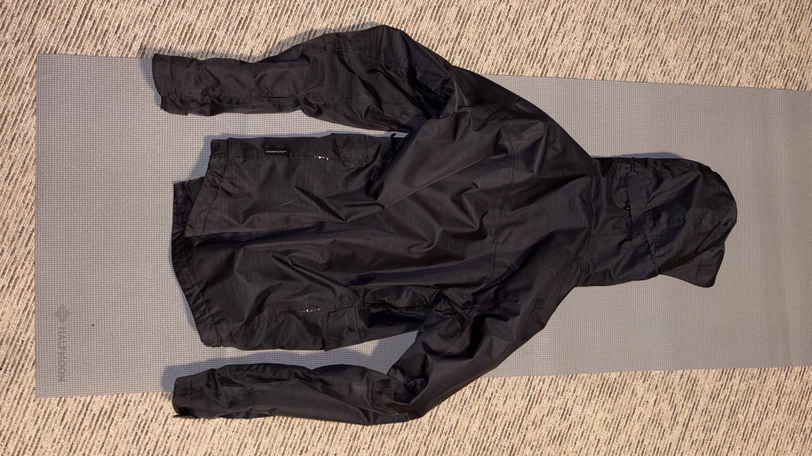 Helly Hansen snowboard jacket. - photo 2