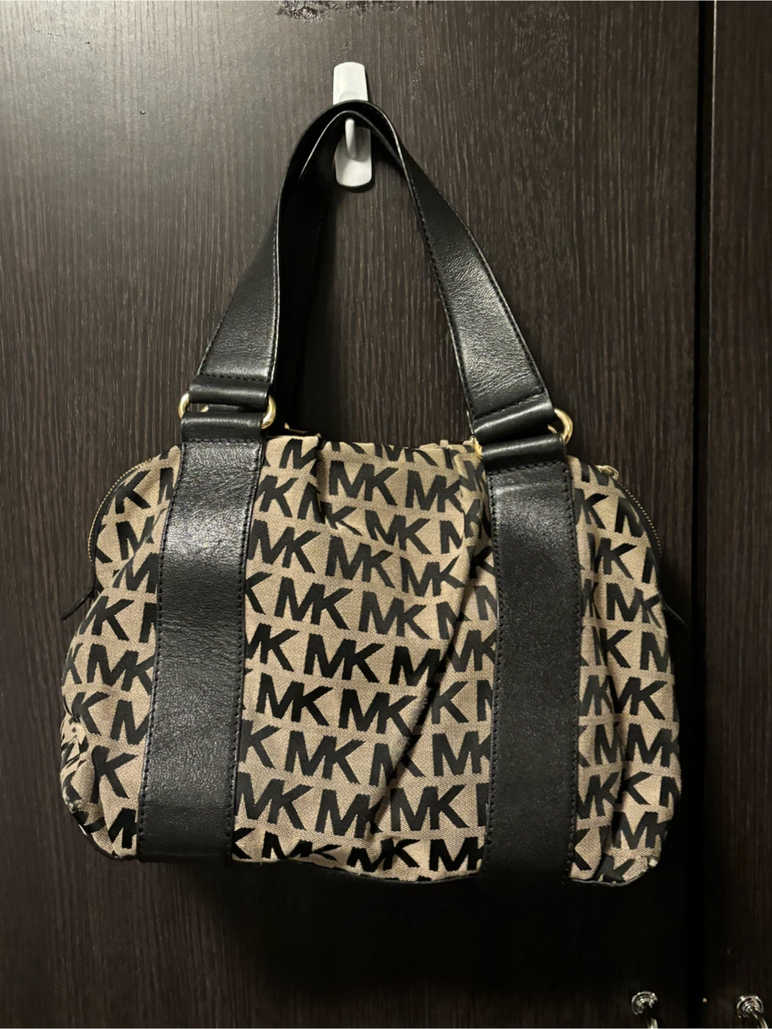 Michael Kors Signature Logo Handbag - photo 4