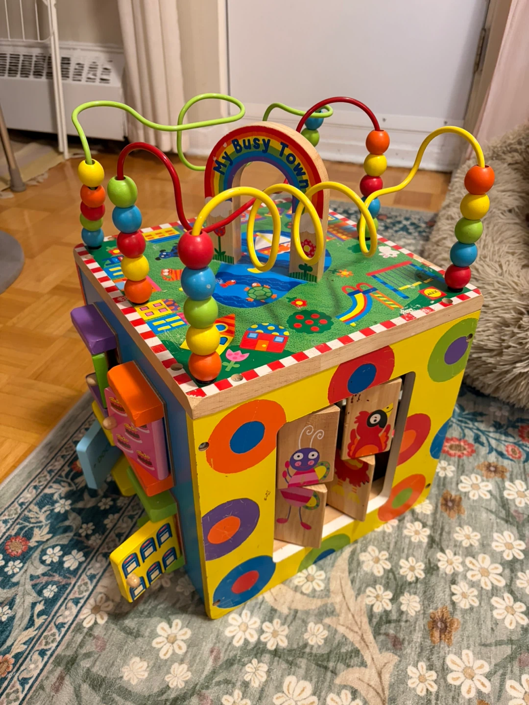 Kids’ activity cube